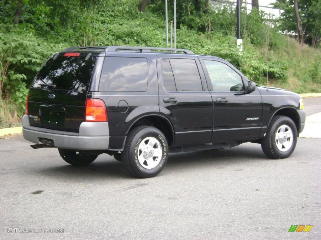 2002 Explorer XLS 4x4 - Black Clearcoat / Graphite photo #6