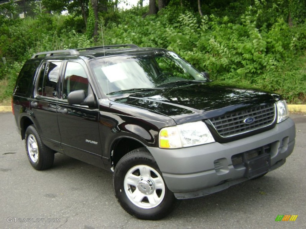 2002 Explorer XLS 4x4 - Black Clearcoat / Graphite photo #24