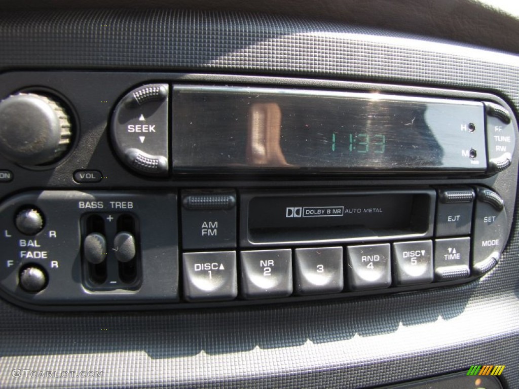 2003 Dodge Ram 3500 ST Quad Cab 4x4 Dually Controls Photo #50389242