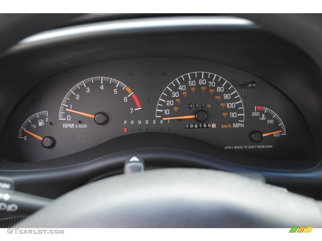 2002 Pontiac Grand Prix SE Sedan Gauges Photos