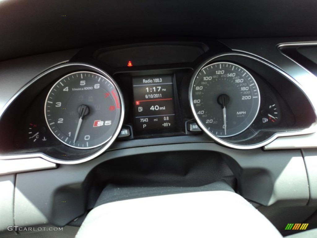 2009 Audi S5 4.2 quattro Gauges Photo #50390040