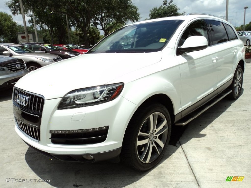 2010 Audi Q7 3.6 Premium quattro Exterior Photos