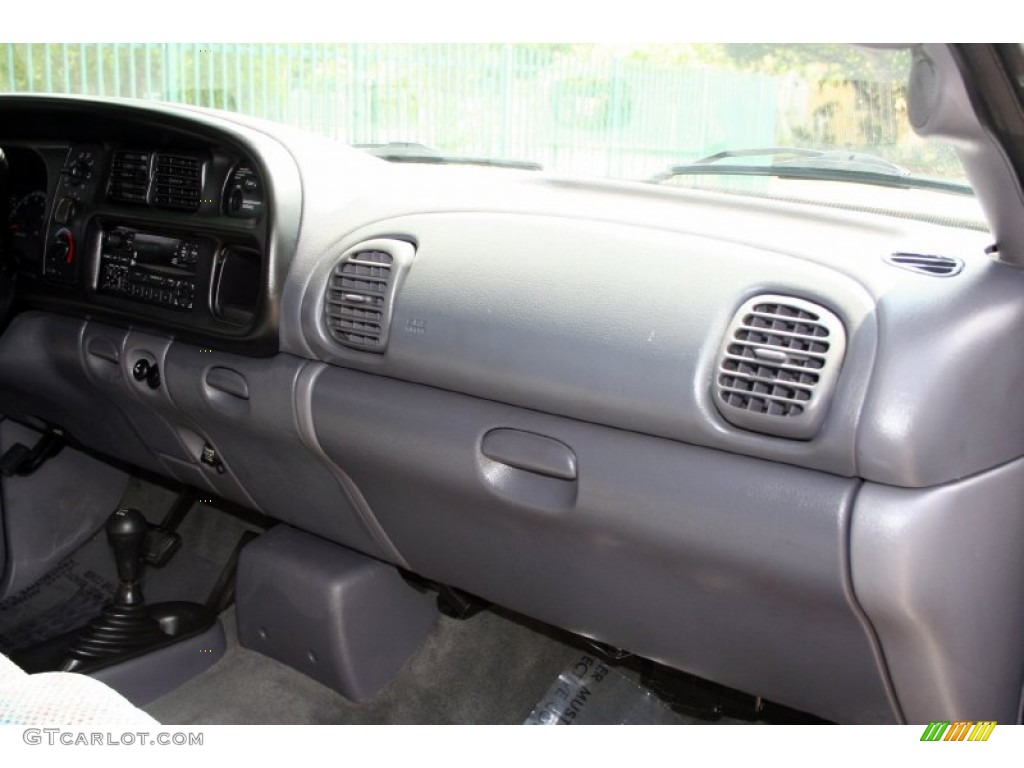 2000 Ram 1500 Sport Extended Cab 4x4 - Black / Mist Gray photo #54