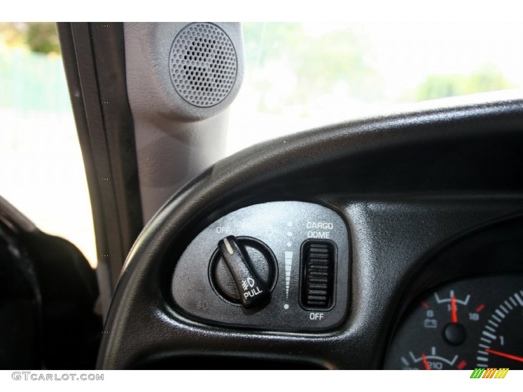 2000 Dodge Ram 1500 Sport Extended Cab 4x4 Controls Photos