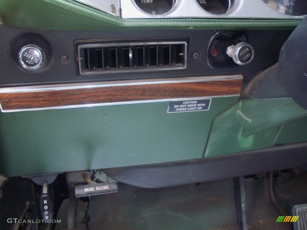 1977 Dodge D Series Truck D100 Club Cab Adventurer Controls Photo #50394225