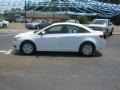 Summit White - Cruze LT Photo No. 2