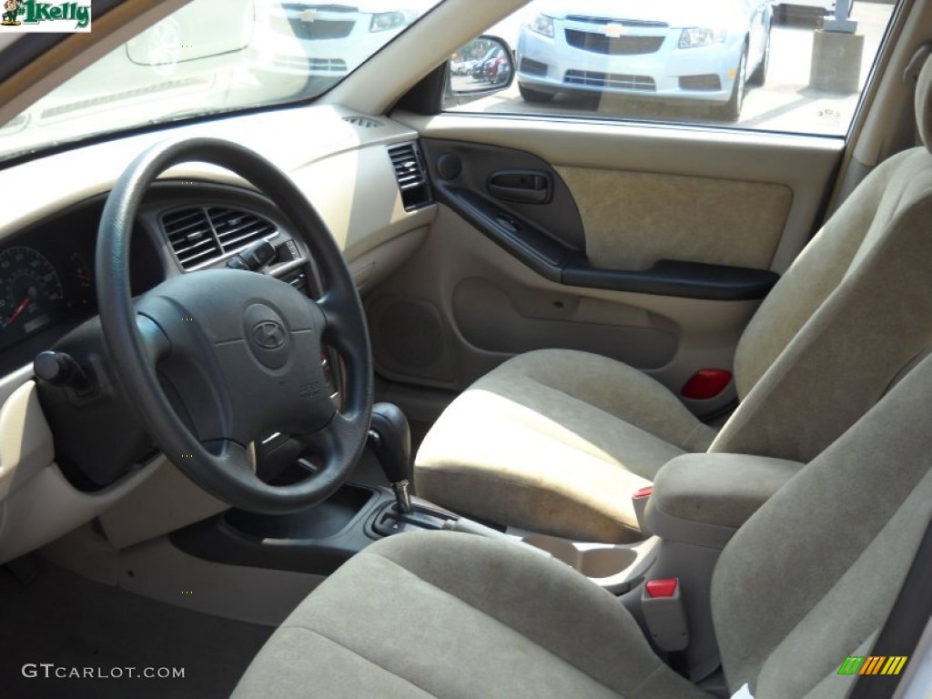 2002 Elantra GLS Sedan - Nordic White / Beige photo #9