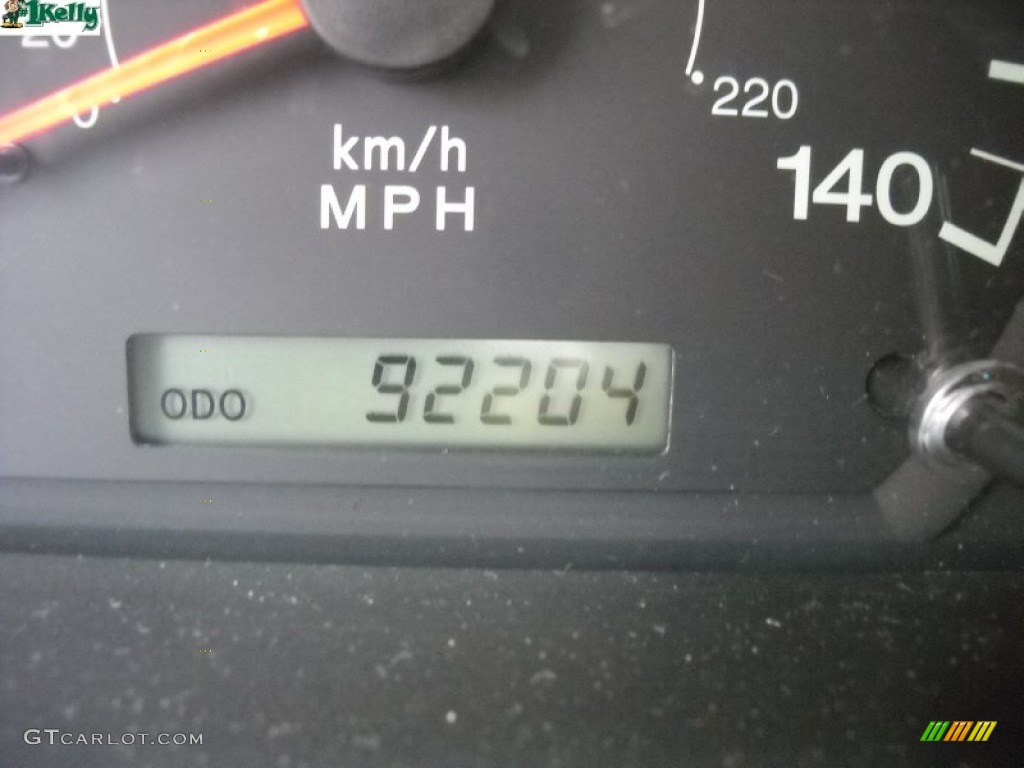 2002 Elantra GLS Sedan - Nordic White / Beige photo #20