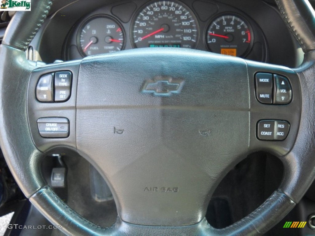 2001 Chevrolet Monte Carlo LS Controls Photo #50402506