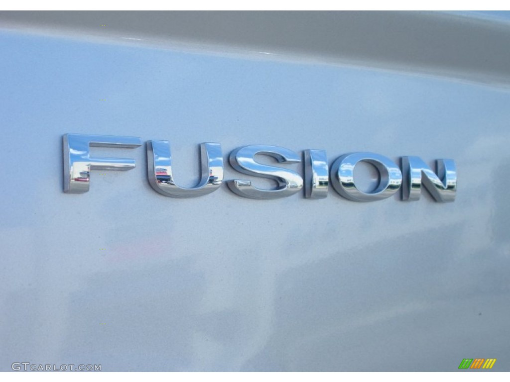 2011 Fusion S - Ingot Silver Metallic / Medium Light Stone photo #4