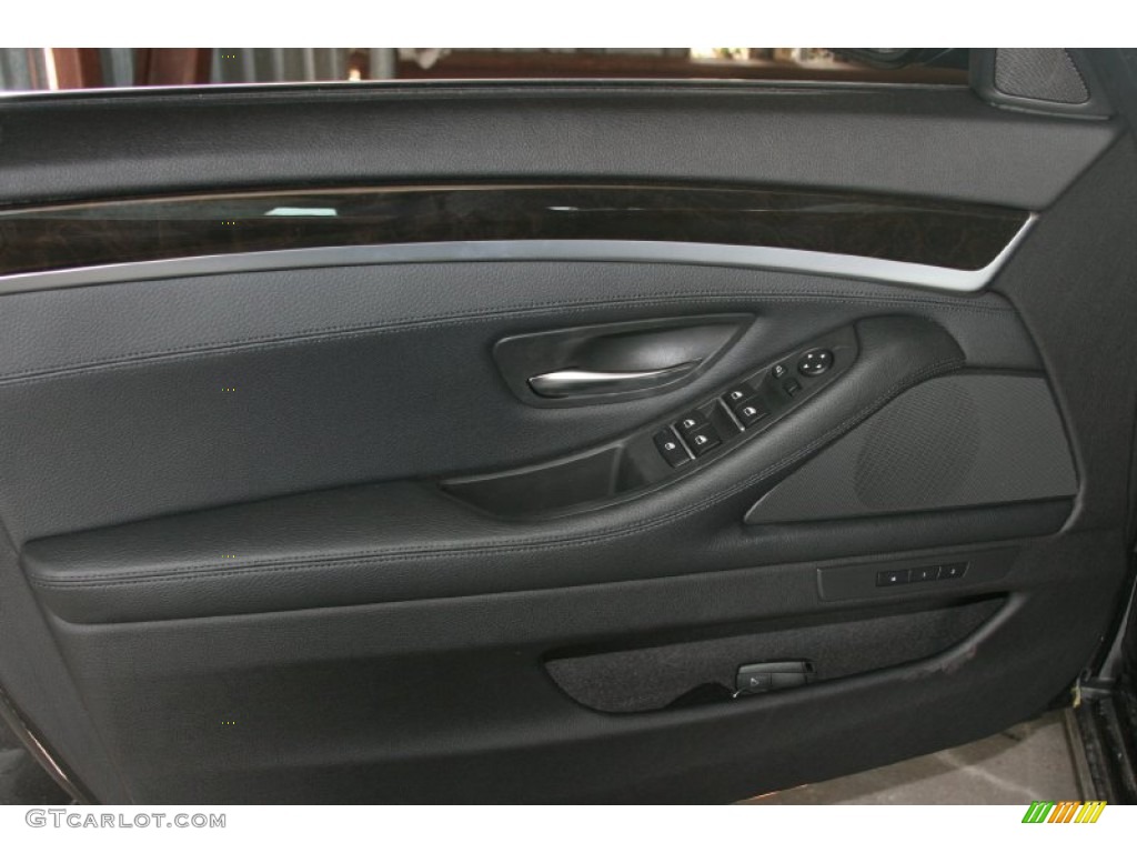 2011 5 Series 528i Sedan - Dark Graphite Metallic / Black photo #14