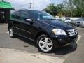 Black - ML 350 4Matic Photo No. 3