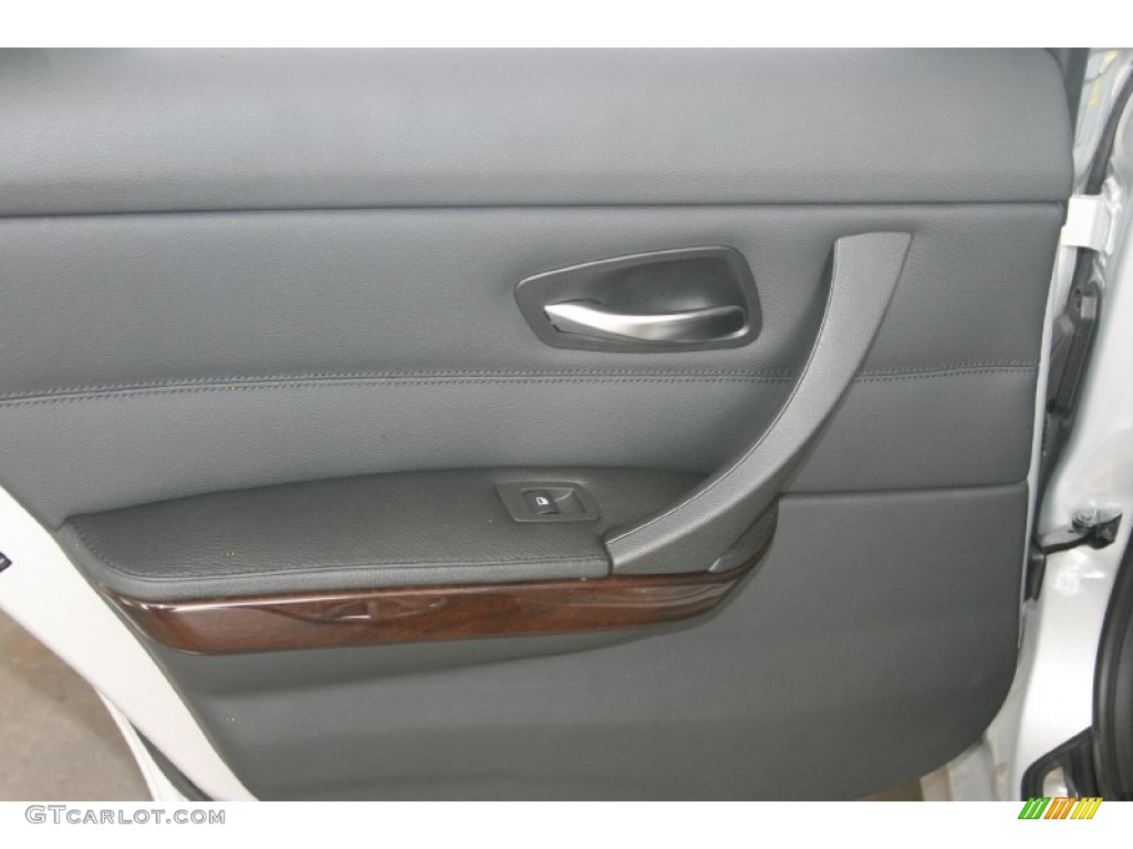 2011 3 Series 328i Sedan - Titanium Silver Metallic / Black Dakota Leather photo #17