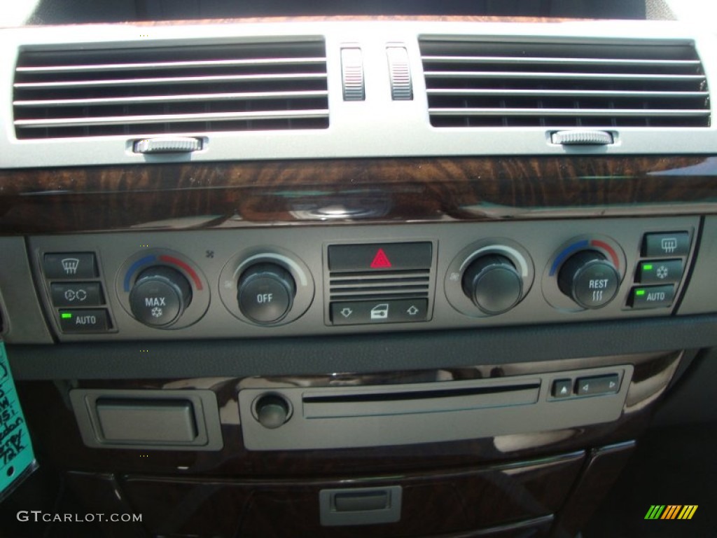 2005 BMW 7 Series 745i Sedan Controls Photo #50412175