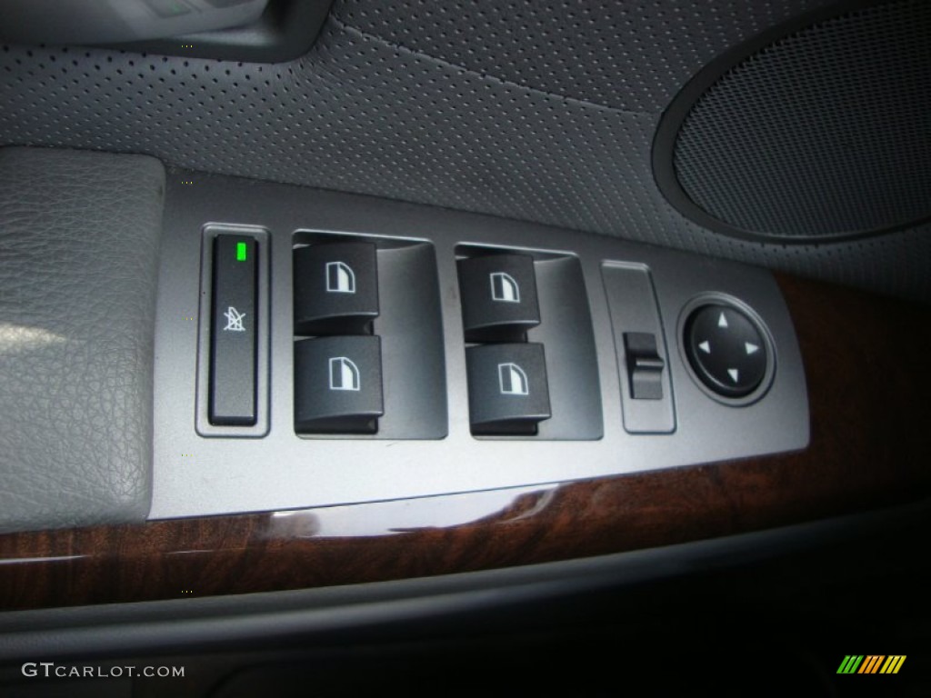 2005 BMW 7 Series 745i Sedan Controls Photo #50412325