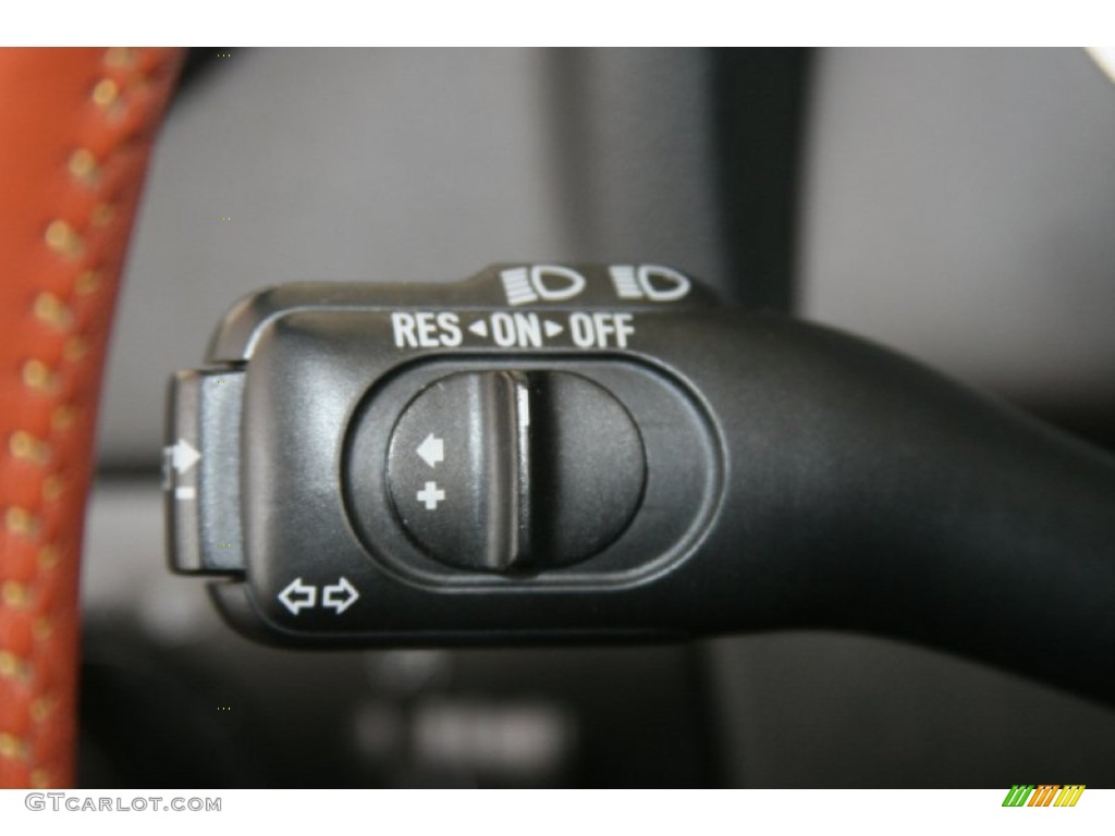 2001 Audi TT 1.8T quattro Roadster Controls Photo #50414893