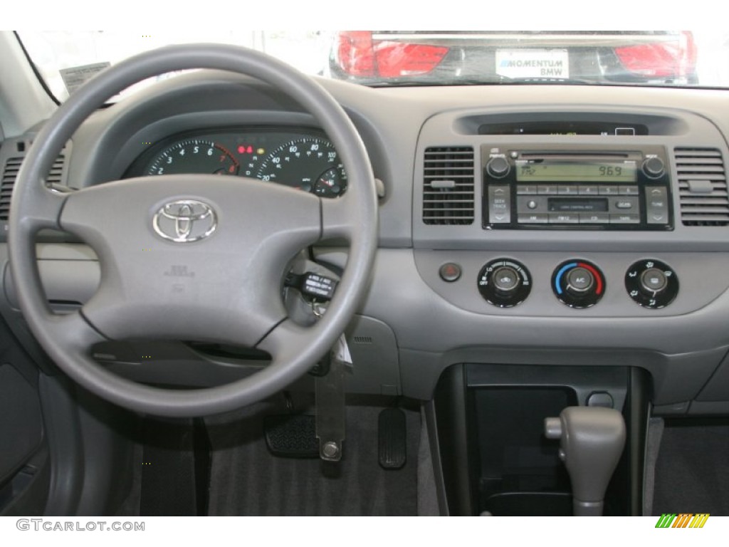2004 Camry LE - Black / Stone photo #5
