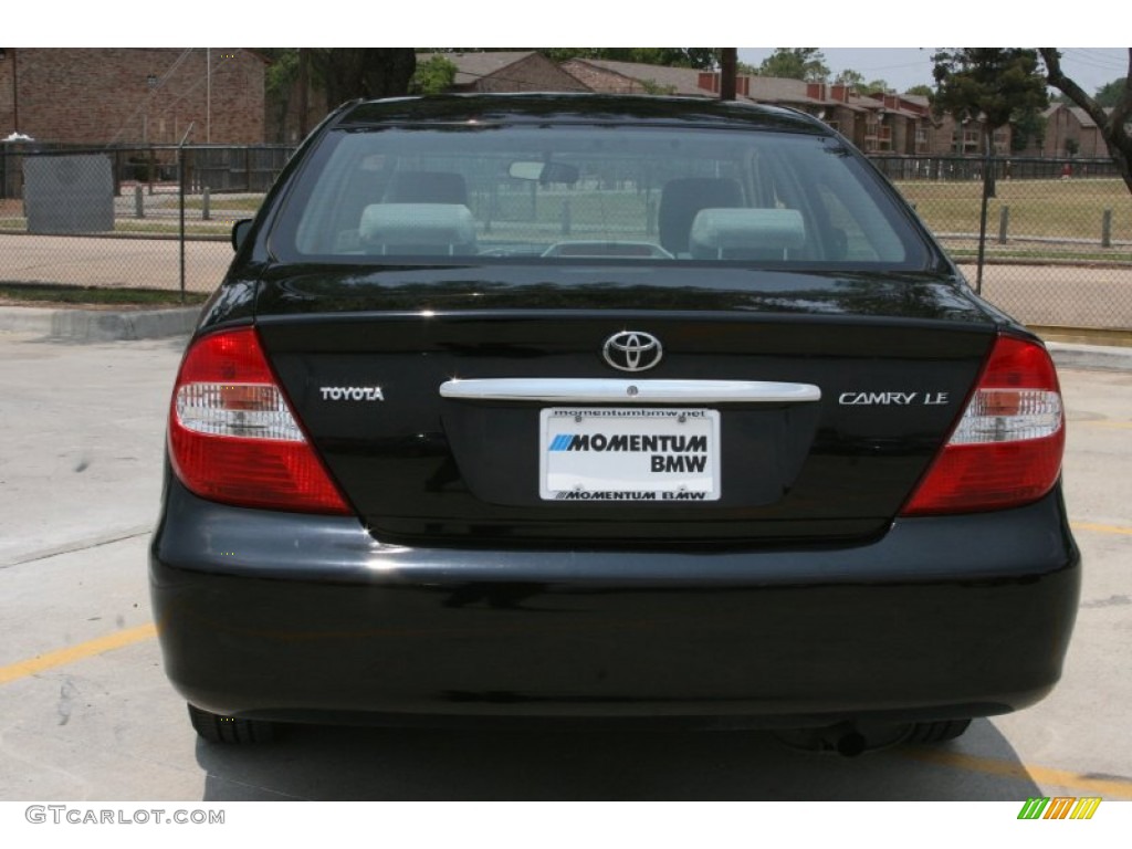 2004 Camry LE - Black / Stone photo #10
