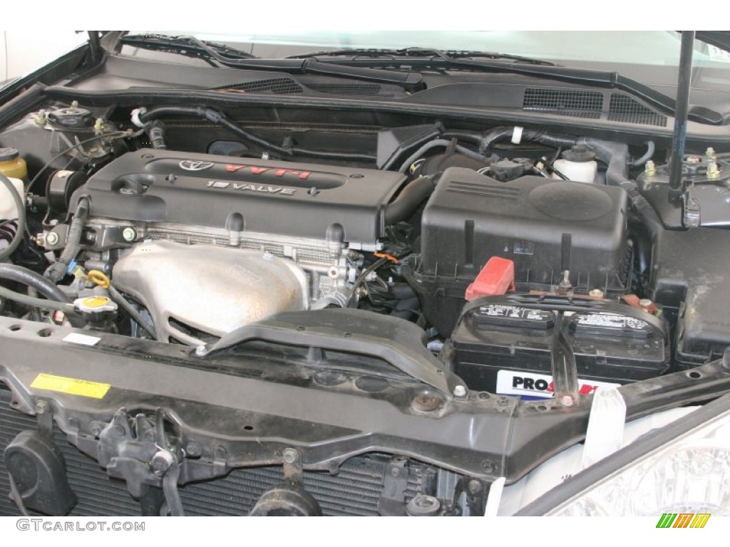 2004 Camry LE - Black / Stone photo #31