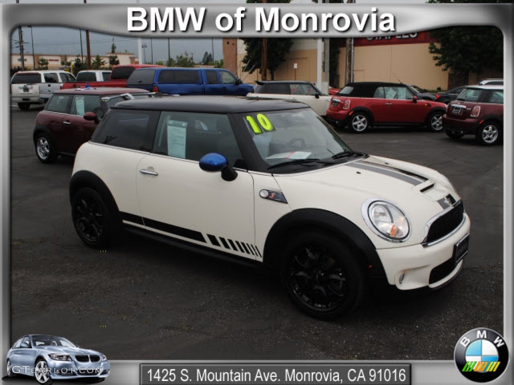 Pepper White Mini Cooper