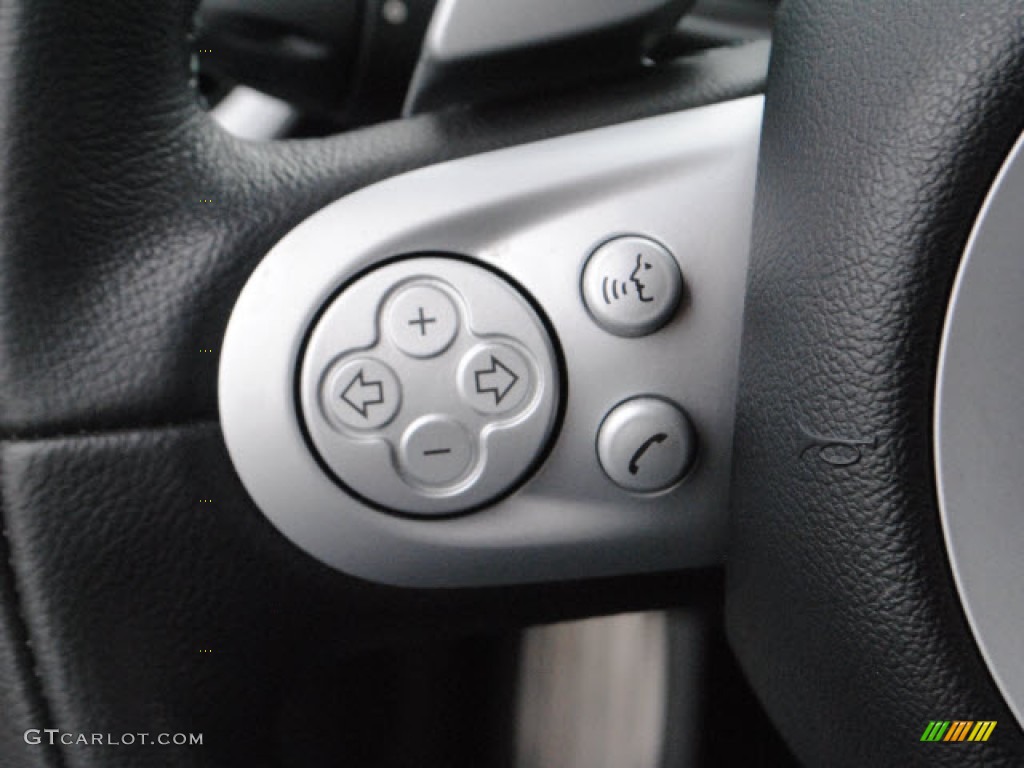 2010 Mini Cooper S Hardtop Controls Photo #50423074