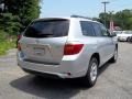 Classic Silver Metallic - Highlander 4WD Photo No. 10