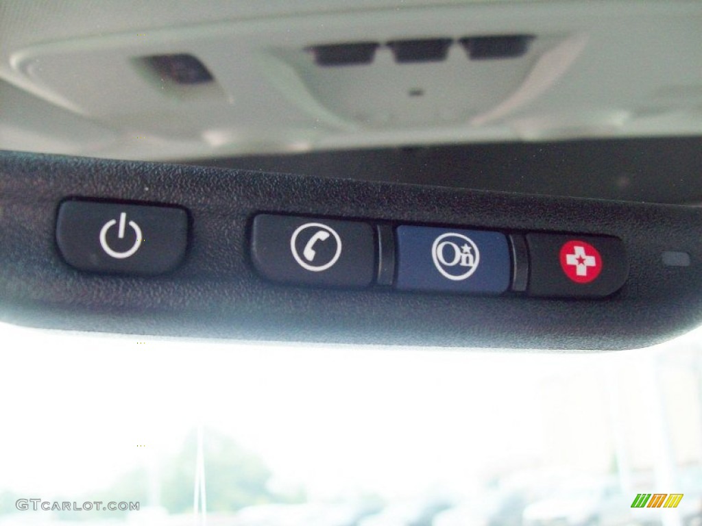 2011 Chevrolet Traverse LTZ AWD Controls Photo #50423587