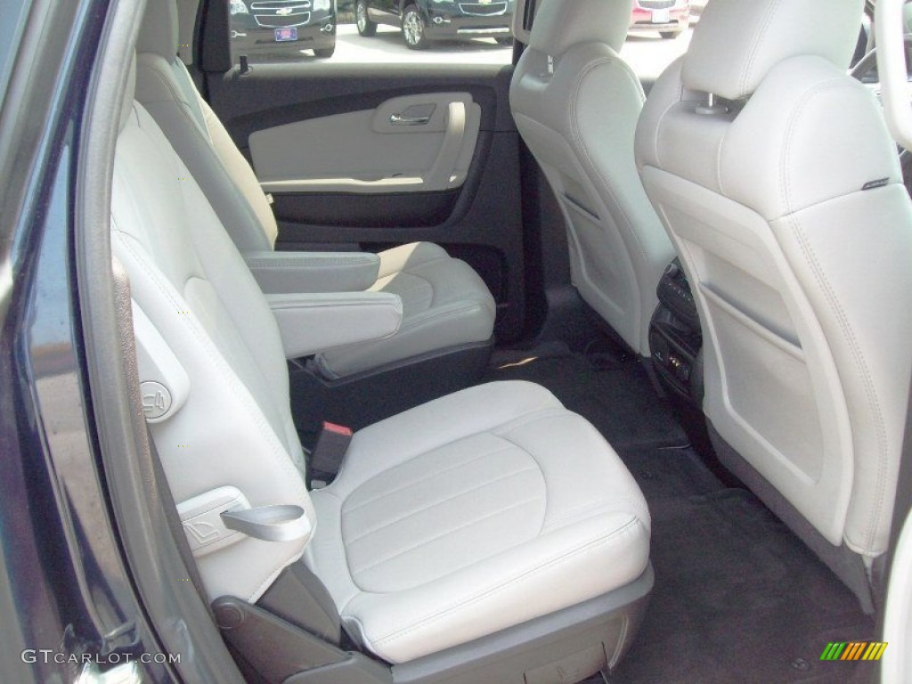 Light Gray/Ebony Interior 2011 Chevrolet Traverse LTZ AWD Photo #50423788