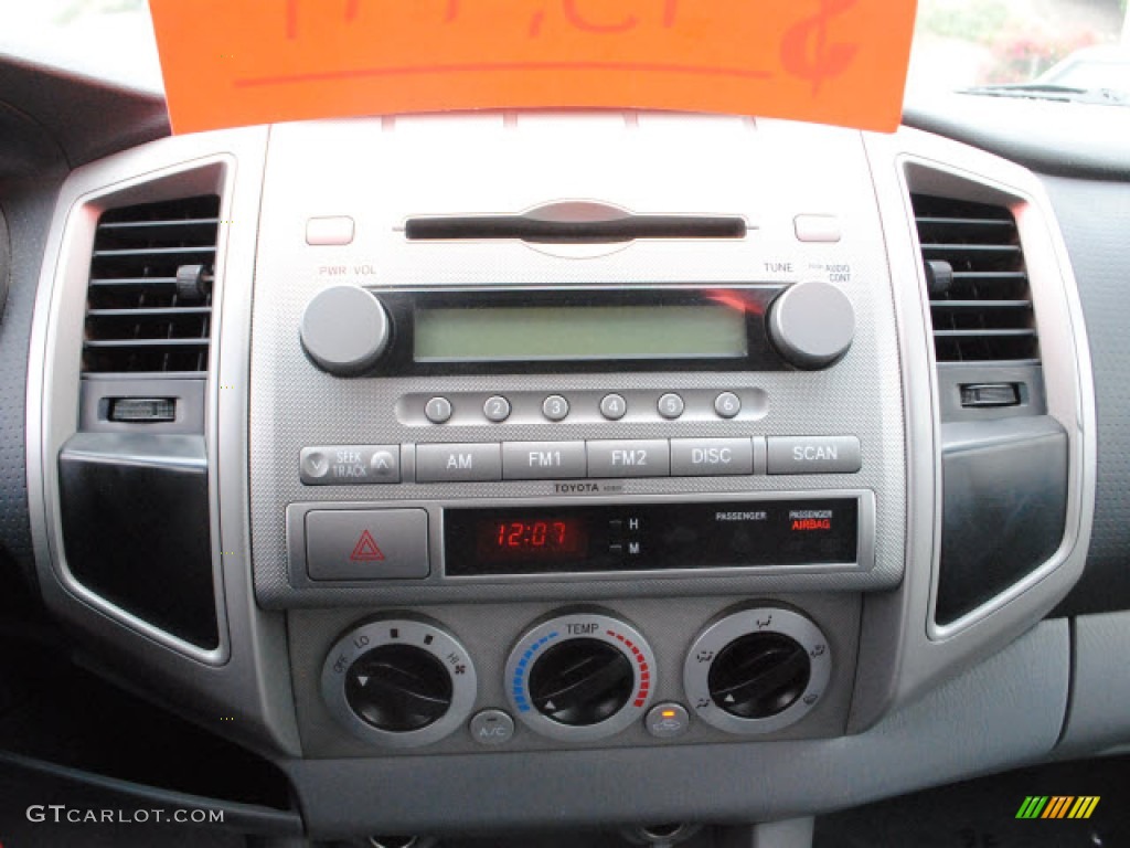 2005 Toyota Tacoma PreRunner TRD Double Cab Controls Photo #50424259