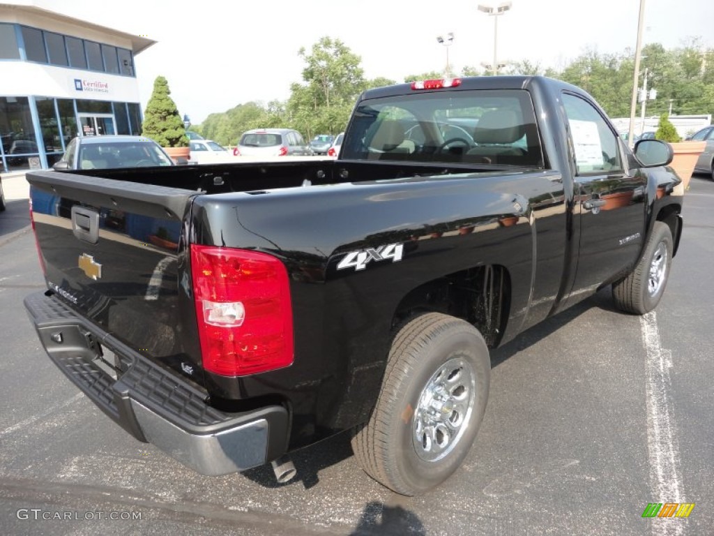 2011 Silverado 1500 LS Regular Cab 4x4 - Black / Dark Titanium photo #7