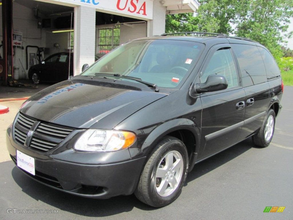 2007 Caravan SXT - Brilliant Black / Medium Slate Gray photo #1