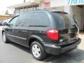 Brilliant Black - Caravan SXT Photo No. 16