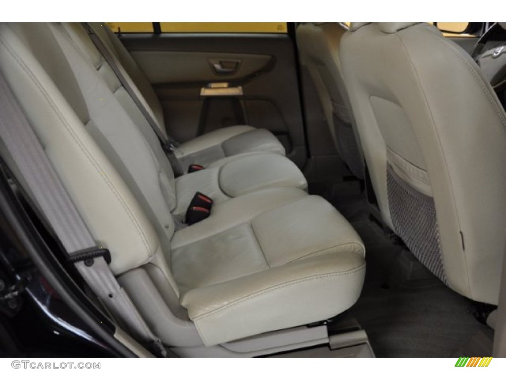 2005 XC90 V8 AWD - Magic Blue Metallic / Taupe/Light Taupe photo #15