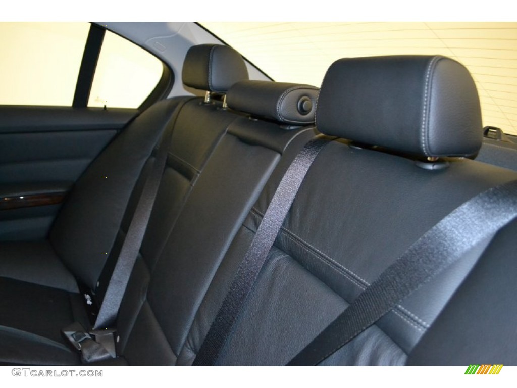2011 3 Series 328i Sedan - Jet Black / Black Dakota Leather photo #17
