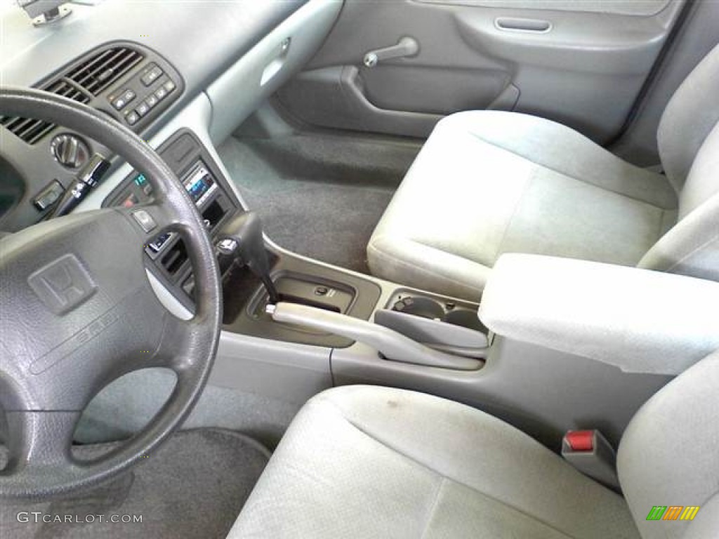 1996 Accord DX Sedan - Dark Eucalyptus Green Pearl Metallic / Gray photo #13