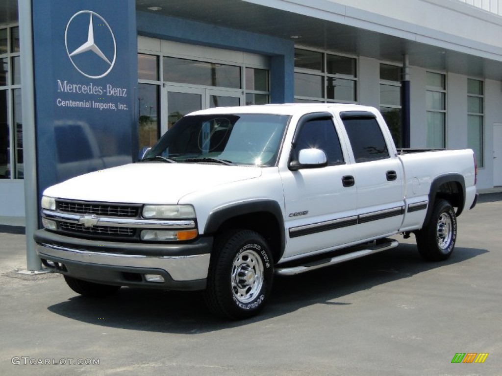 2001 Silverado 1500 LS Crew Cab - Summit White / Graphite photo #1