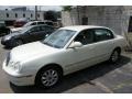 2004 Pearl White Kia Amanti   photo #1