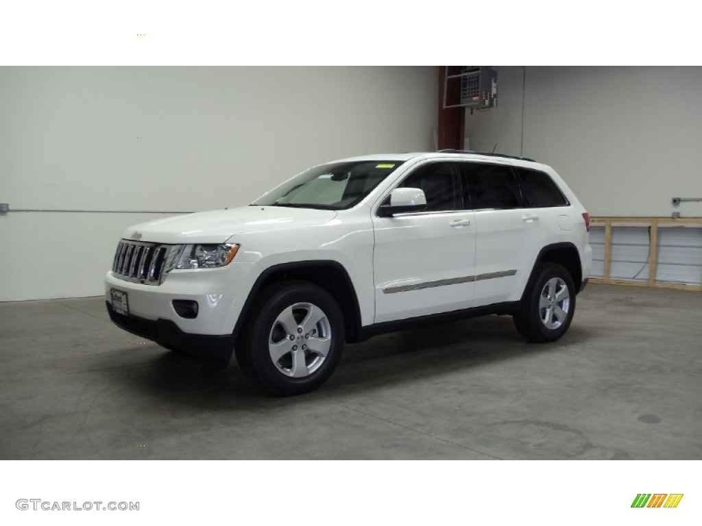 2011 Grand Cherokee Laredo X Package 4x4 - Stone White / Dark Graystone/Medium Graystone photo #1