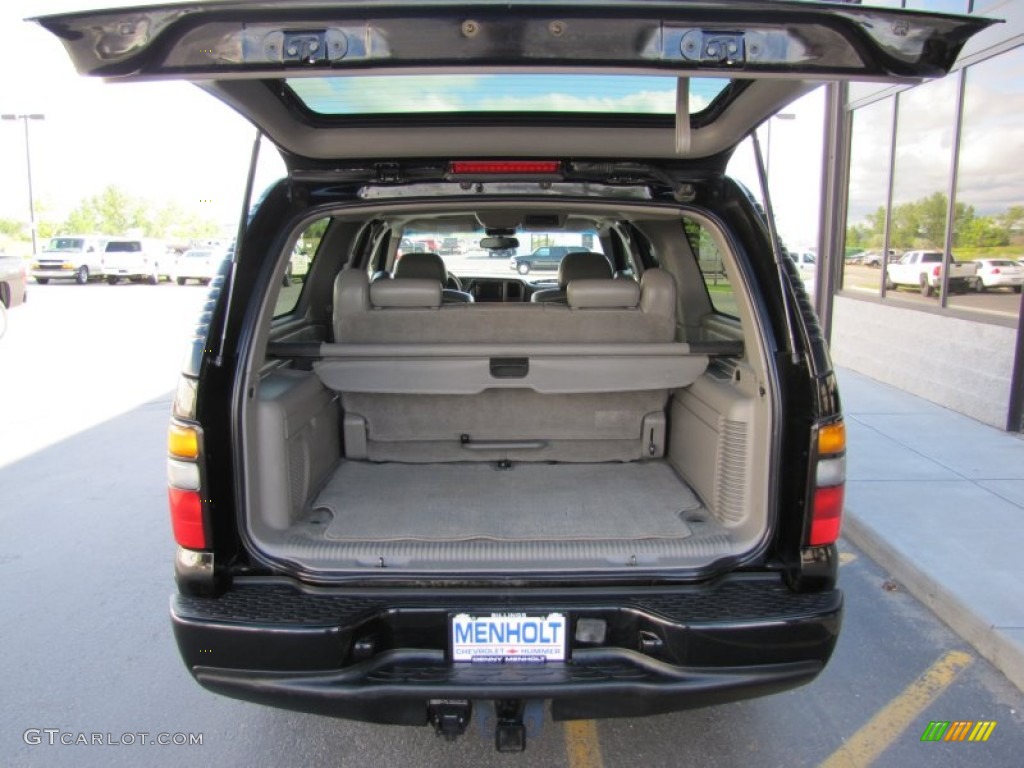 2004 Yukon XL Denali AWD - Onyx Black / Stone Gray photo #31