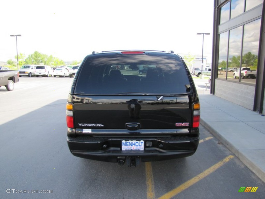 2004 Yukon XL Denali AWD - Onyx Black / Stone Gray photo #34