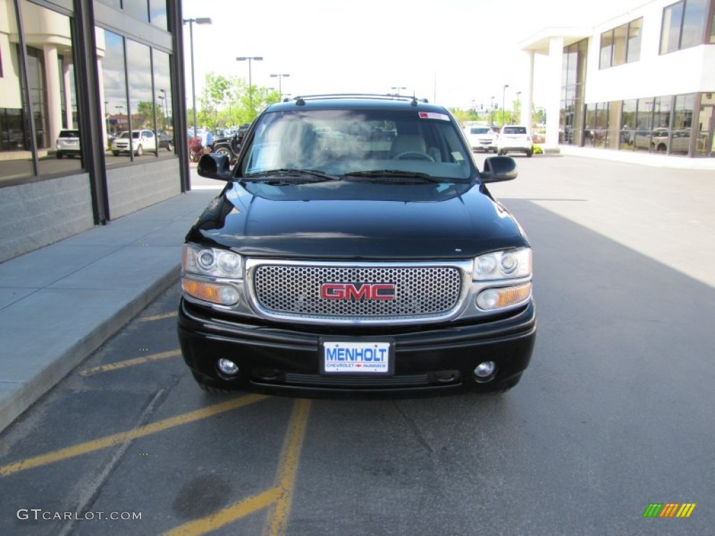 2004 Yukon XL Denali AWD - Onyx Black / Stone Gray photo #37