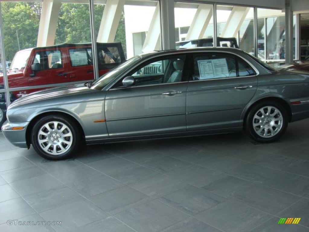 2004 XJ XJ8 - Dark Blue Grey Pearl Metallic / Dove photo #1