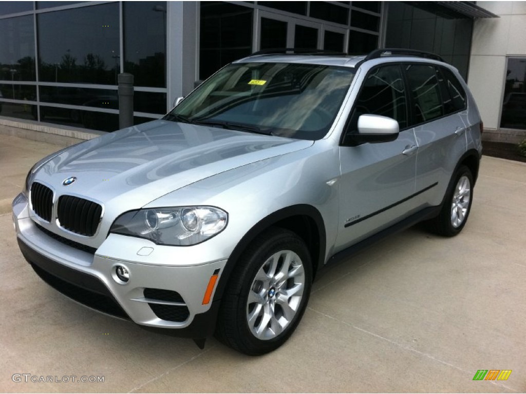 Titanium Silver Metallic BMW X5