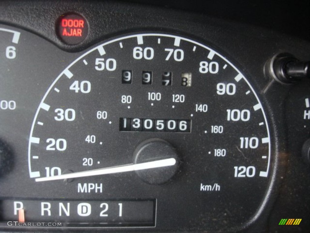1999 Explorer XLT - Medium Platinum Metallic / Medium Graphite Grey photo #7