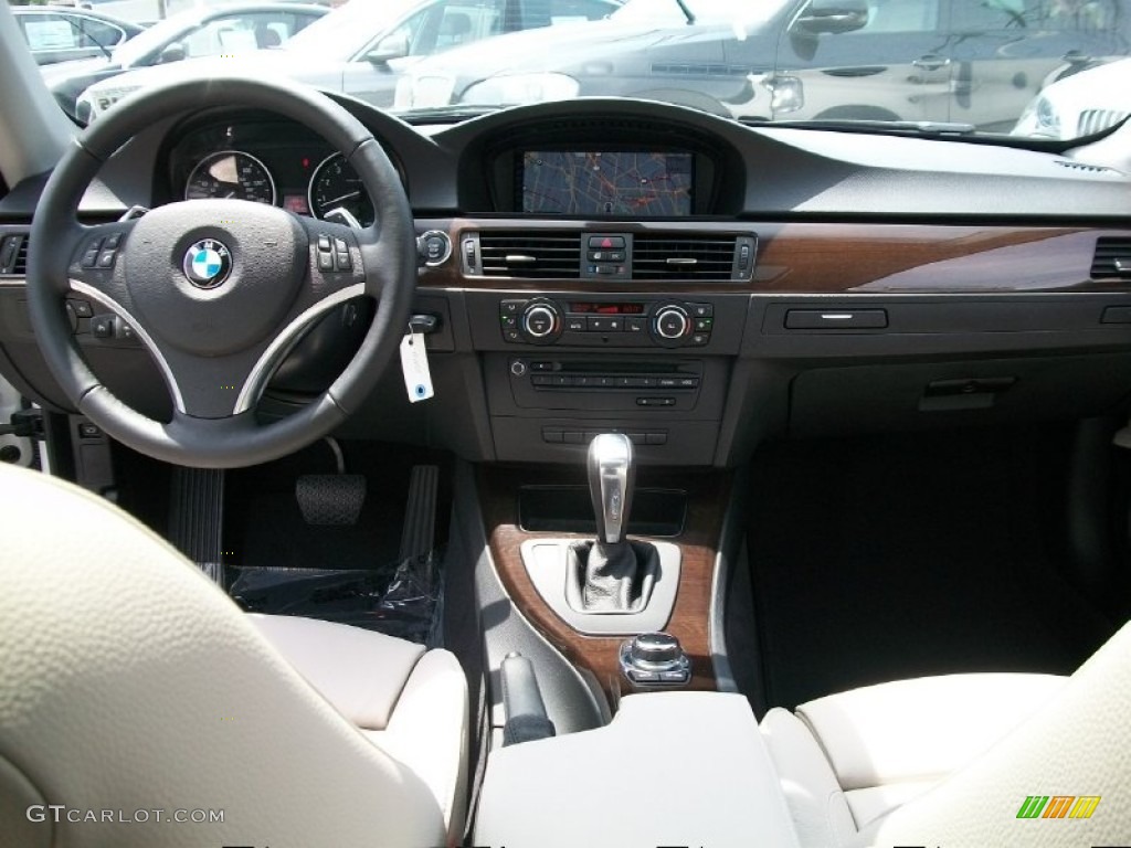 2011 BMW 3 Series 328i xDrive Coupe Oyster/Black Dakota Leather Dashboard Photo #50444993