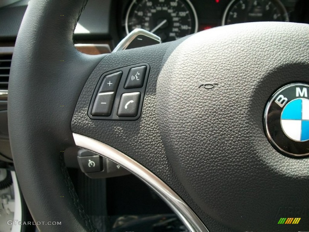 2011 BMW 3 Series 328i xDrive Coupe Controls Photo #50445023