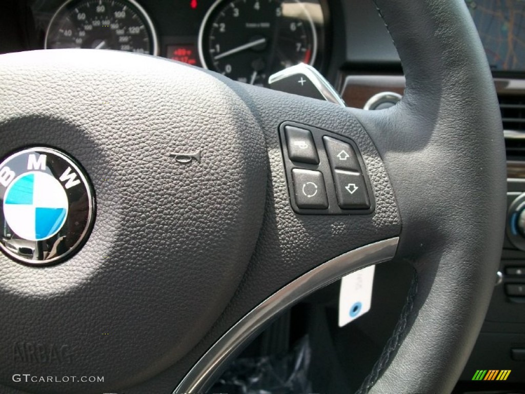 2011 BMW 3 Series 328i xDrive Coupe Controls Photo #50445038