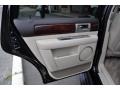 2003 Black Lincoln Navigator Luxury 4x4  photo #35