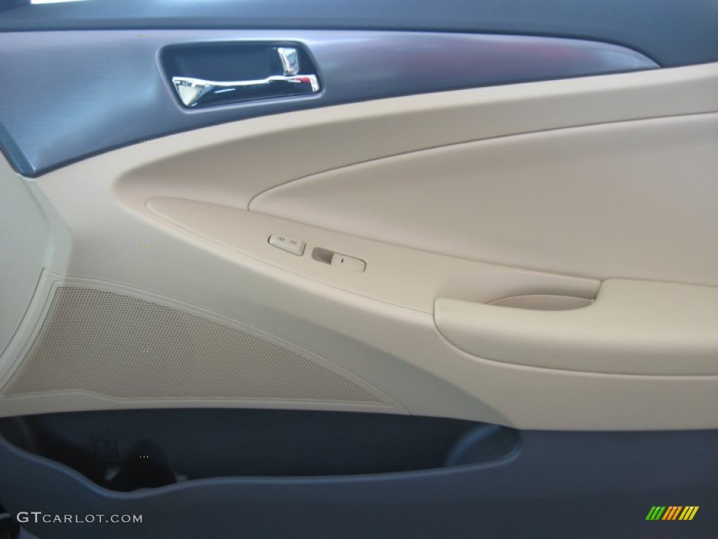2011 Hyundai Sonata Hybrid Camel Door Panel Photo #50447675
