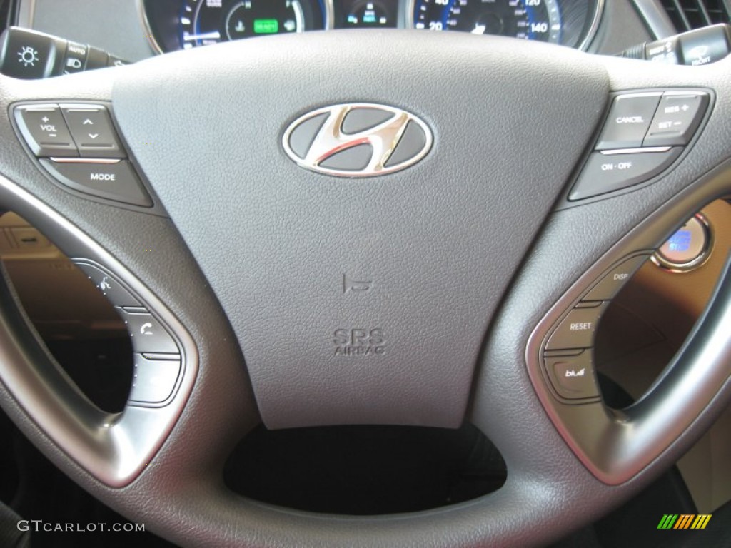 2011 Hyundai Sonata Hybrid Controls Photo #50447768